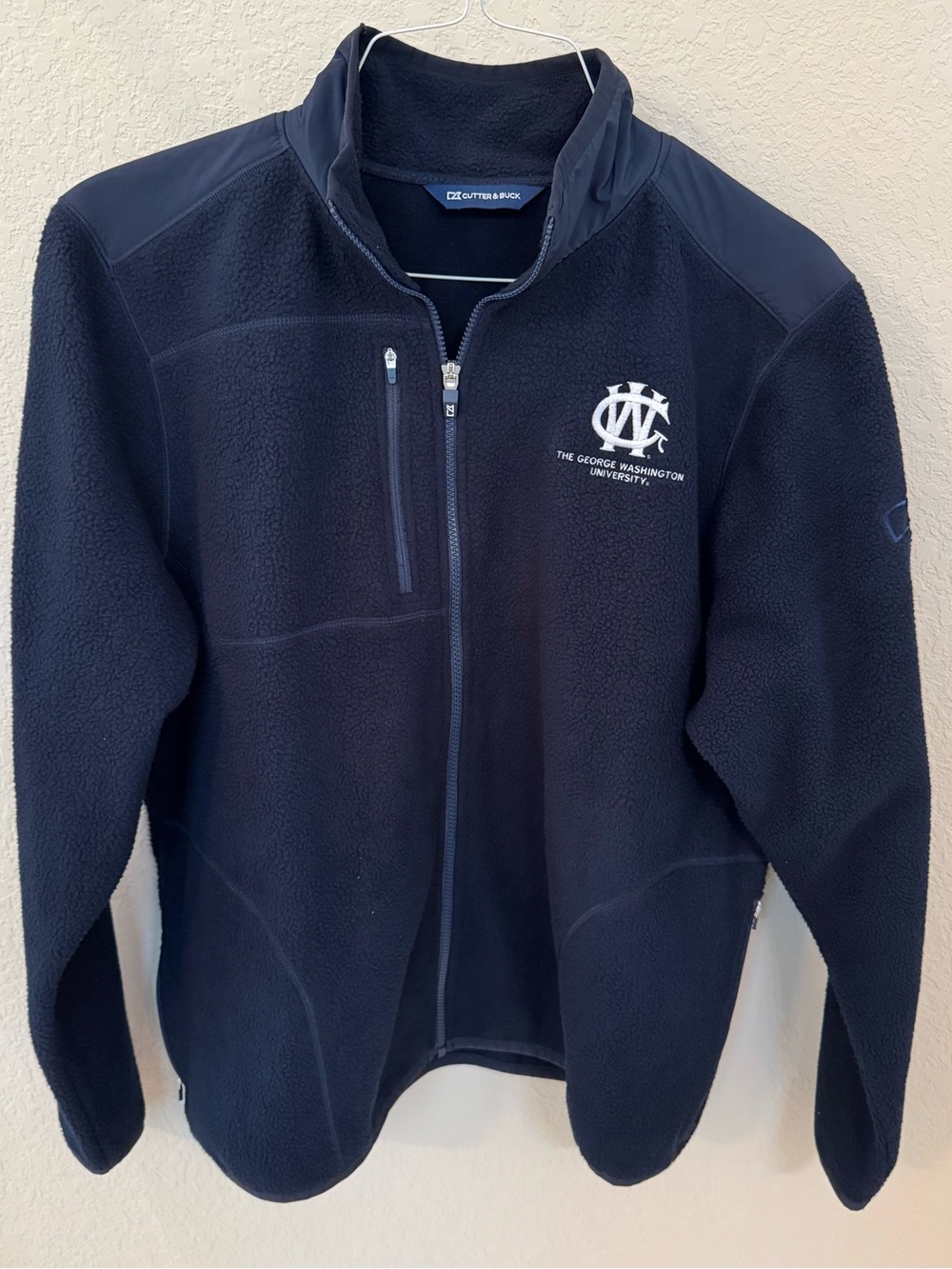 Cutter & Buck George Washington University Navy Fleece Full-Zip Jacket. Size XLT